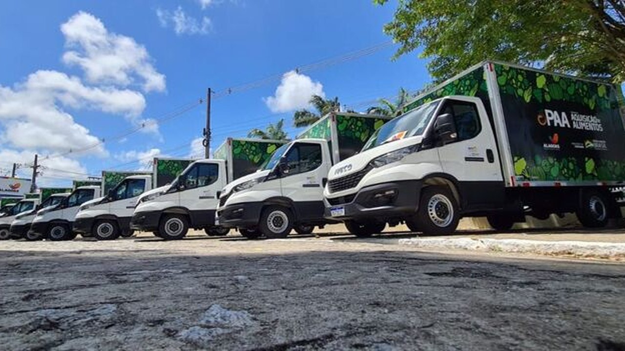 Governo de Alagoas e Seagri-AL realizam entrega de caminhão do Programa de Aquisição de Alimentos