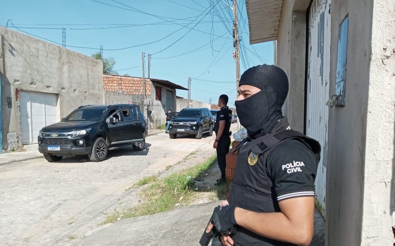 Doze são presos na megaoperação ‘Satus’ contra criminalidade na parte alta de Maceió