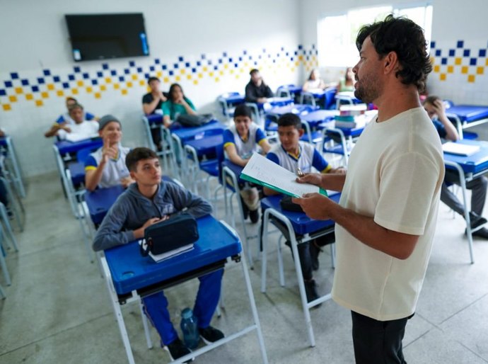 Prefeitura de Arapiraca divulga classificação final para lotação dos candidatos aprovados no concurso da Educação