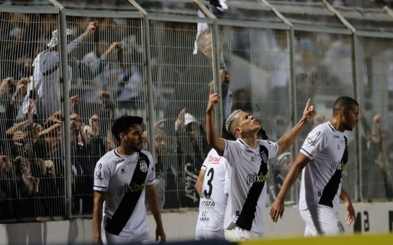 Ponte Preta conta com brilho de estreantes e supera Operário por 3 a 0 na Série B