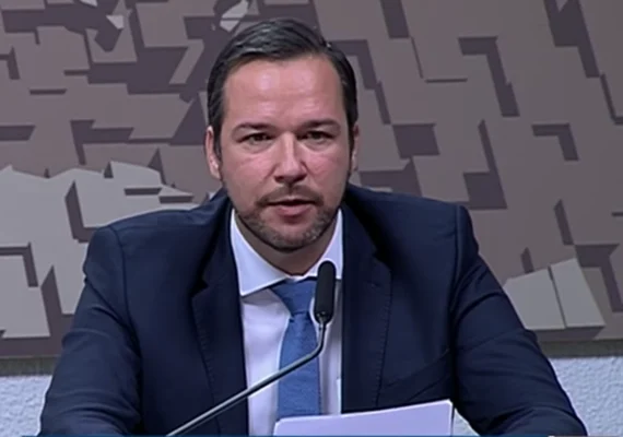 Gomes: há razões para imaginar que revolução de pagamentos responde por alta do PIB potencial