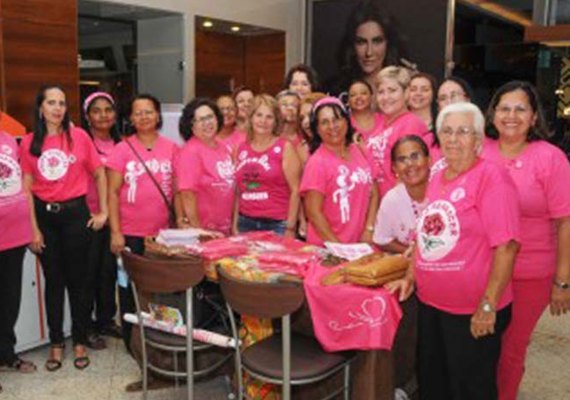 Maceió promove Dia Rosa para prevenção do câncer de mama