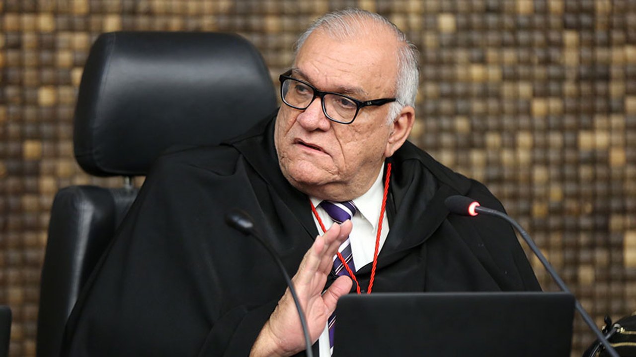Presidente do TJ cassa liminar e eleição para governador está mantida