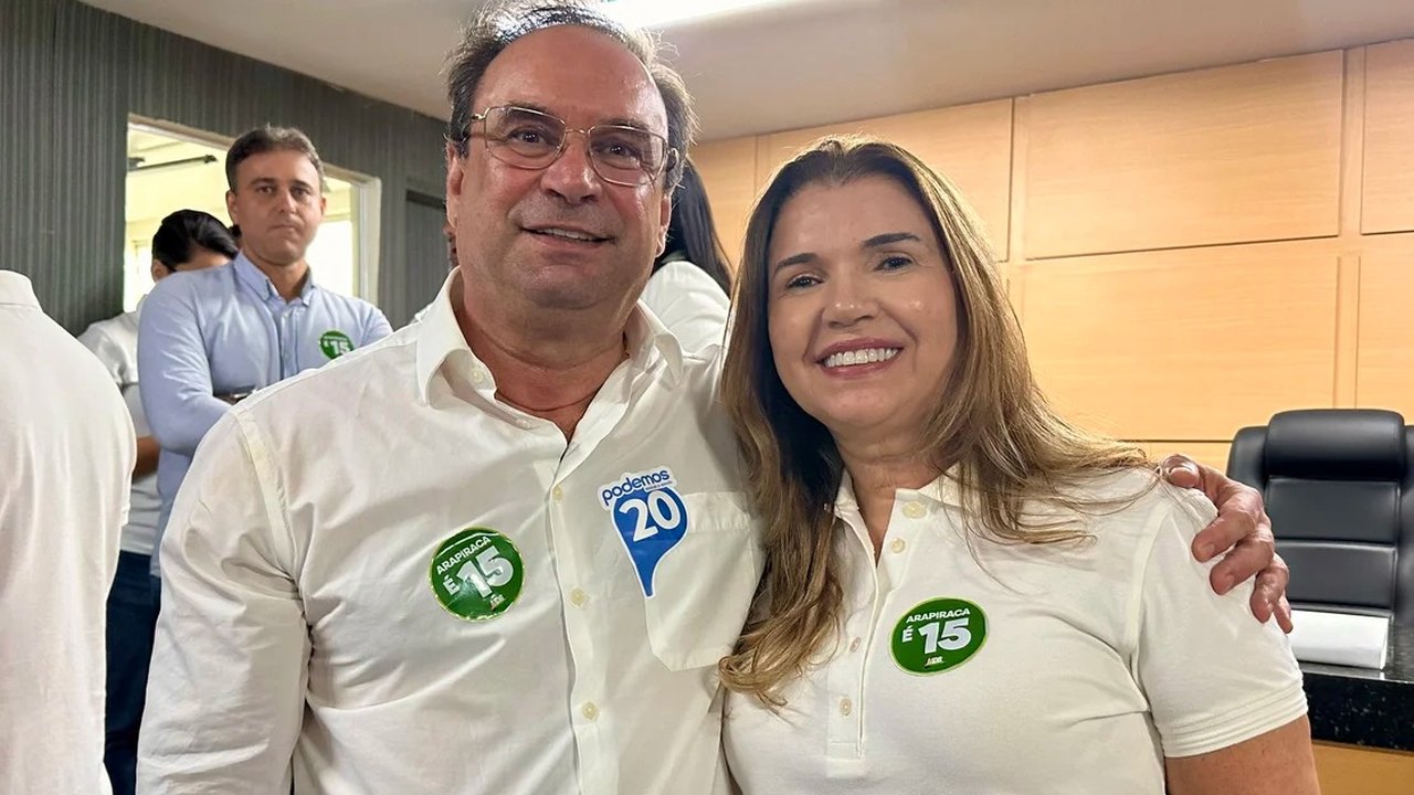 Luciano Barbosa oficializa candidatura à reeleição em Arapiraca e mantém Rute Nezinho como vice