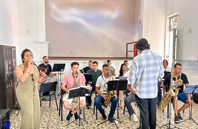 Oficina com Orquestra Som do Nordeste abre programação musical do 2º Festival Penedo Sabor & Jazz