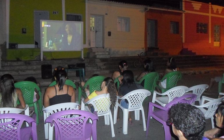 ‘Cine Jaburu’ chega a dois anos em Major Isidoro