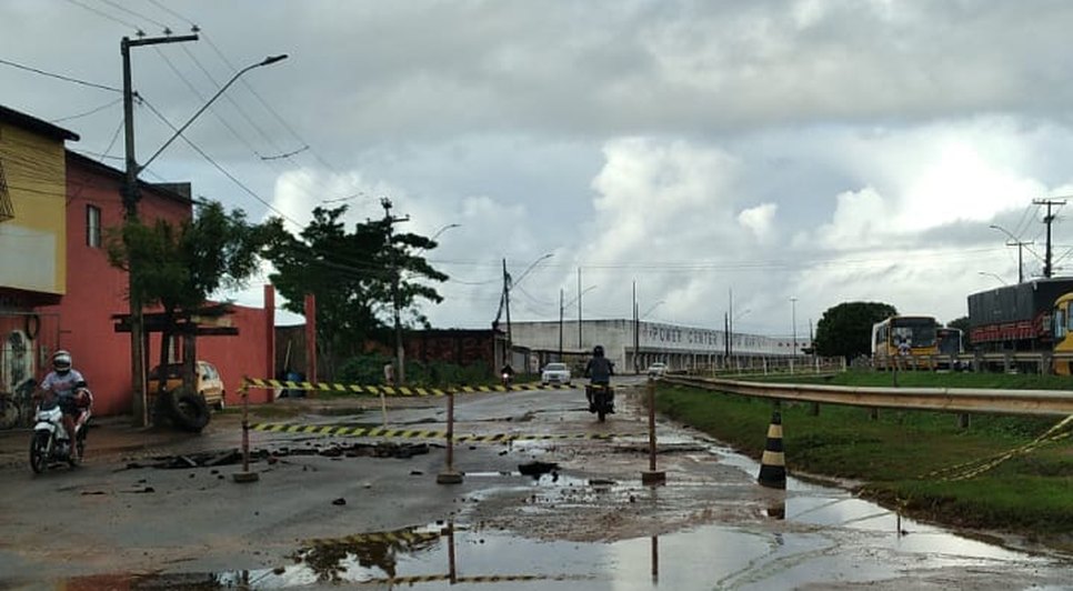 Rede rompe pela terceira vez e deixa três bairros sem água em Aracaju