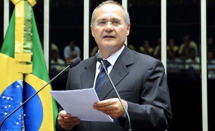 Renan Calheiros parabeniza Dilma por redução na tarifa energética