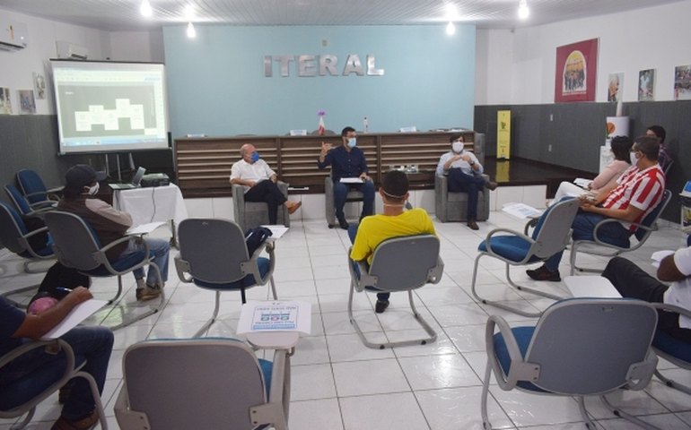 Iteral e movimentos sociais discutem plano emergencial para a agricultura familiar
