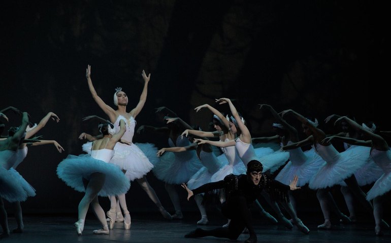 O Bolshoi no Brasil é tão bom quanto o da Rússia? (VÍDEO)
