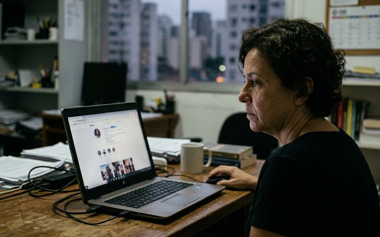 'Refém das big techs': imagem de jornalista é usada por criminosos no Instagram e Meta ignora pedidos de remoção