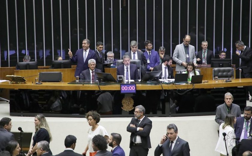 Câmara analisa emendas do Senado a projeto sobre combustíveis do futuro; acompanhe