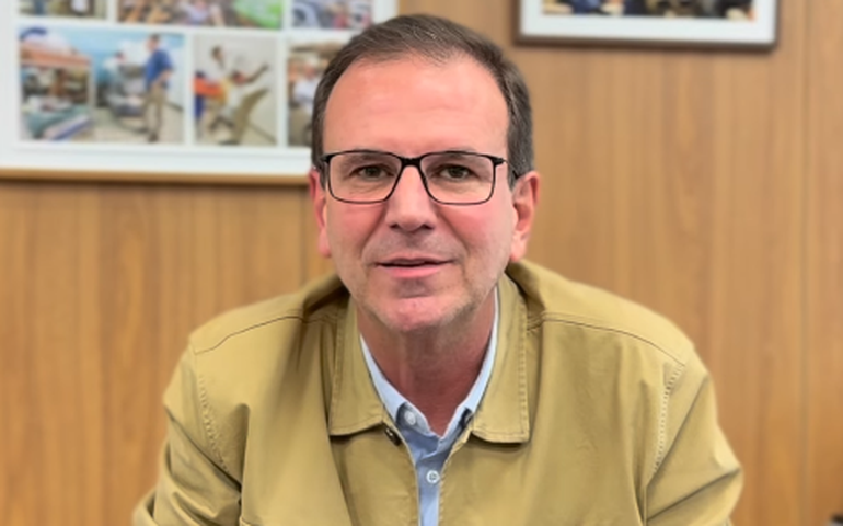 PL tenta tirar Paes do palanque de Lula no Rio