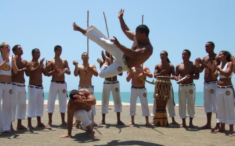 Parlamento promove sessão especial sobre capoeira e inclusão social