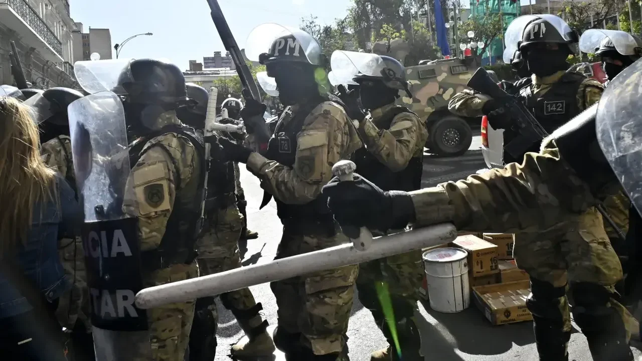 OEA e governos da região condenam levante militar na Bolívia e pedem respeito à democracia