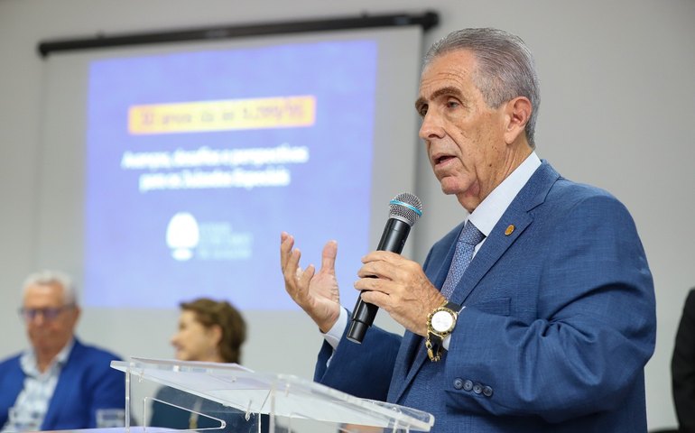 Desembargador Orlando Rocha palestra sobre a Lei dos Juizados Especiais