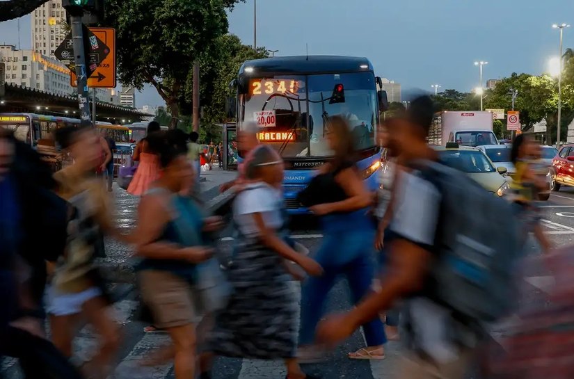 IBGE vai ajustar dados passados de desemprego; entenda o porquê