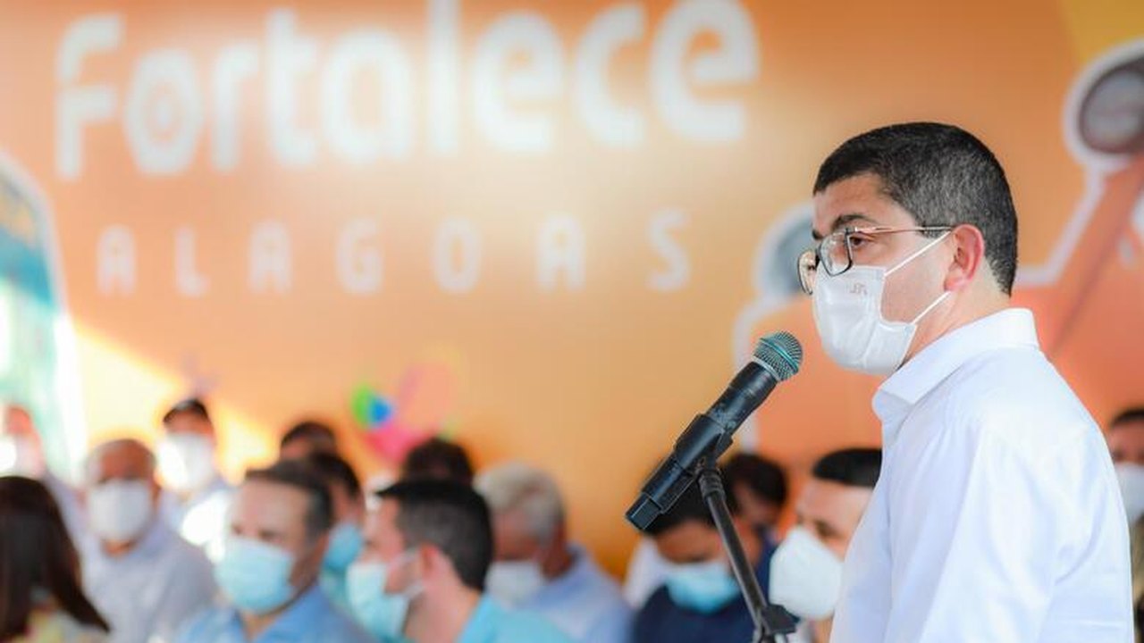 Fortalece AL: Governo de Alagoas já entregou equipamentos para mais de 50 municípios alagoanos