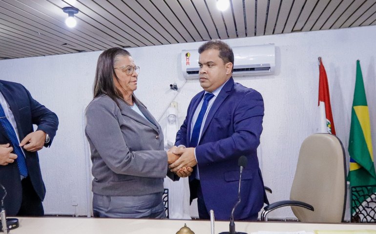 Nepotismo Cruzado: Prefeitura de Palmeira dos Índios vira negócio de família para vereadores