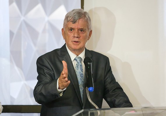 ﻿Klever Loureiro toma posse como vice-presidente e corregedor-geral do TRE/AL