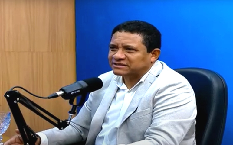 Secretário Júlio Cezar revela que vai abandonar o MDB, partido que o acolheu no auge de sua crise política (VÍDEO)