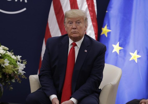 União Europeia tenta conversar com Trump antes do encontro com Putin no Alasca, revela mídia