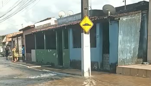 Vazamento deixa moradores sem água na Zona Norte de Aracaju