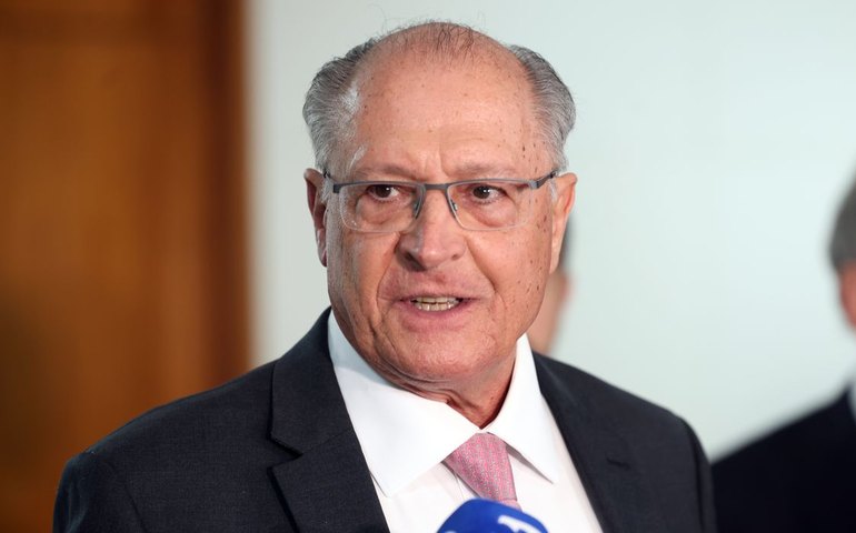 Alckmin: corte tarifário dos EUA é positivo, mas distorções persistem