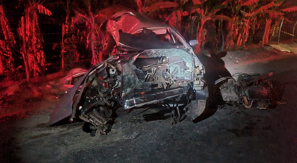 Motorista morre após colisão seguida de incêndio veicular na Rodovia SE-245 em Malhador / Foto: Foto: BPRv/SE