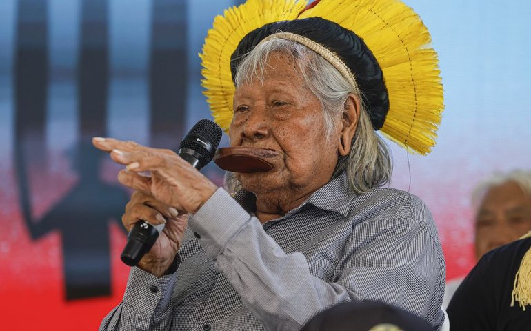 Cacique Raoni volta a ser internado em MT em estado grave