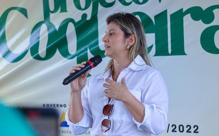 Secretária Carol Gomes participa de dia de campo do projeto Coqueirais em Novo Lino