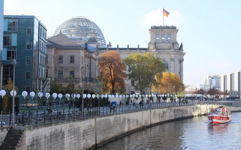 Governo alemão anuncia plano de manter suspensão de dispositivo que limita dívida pública