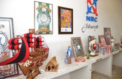 Artesanato promove sustentabilidade ambiental e arte em unidade prisional