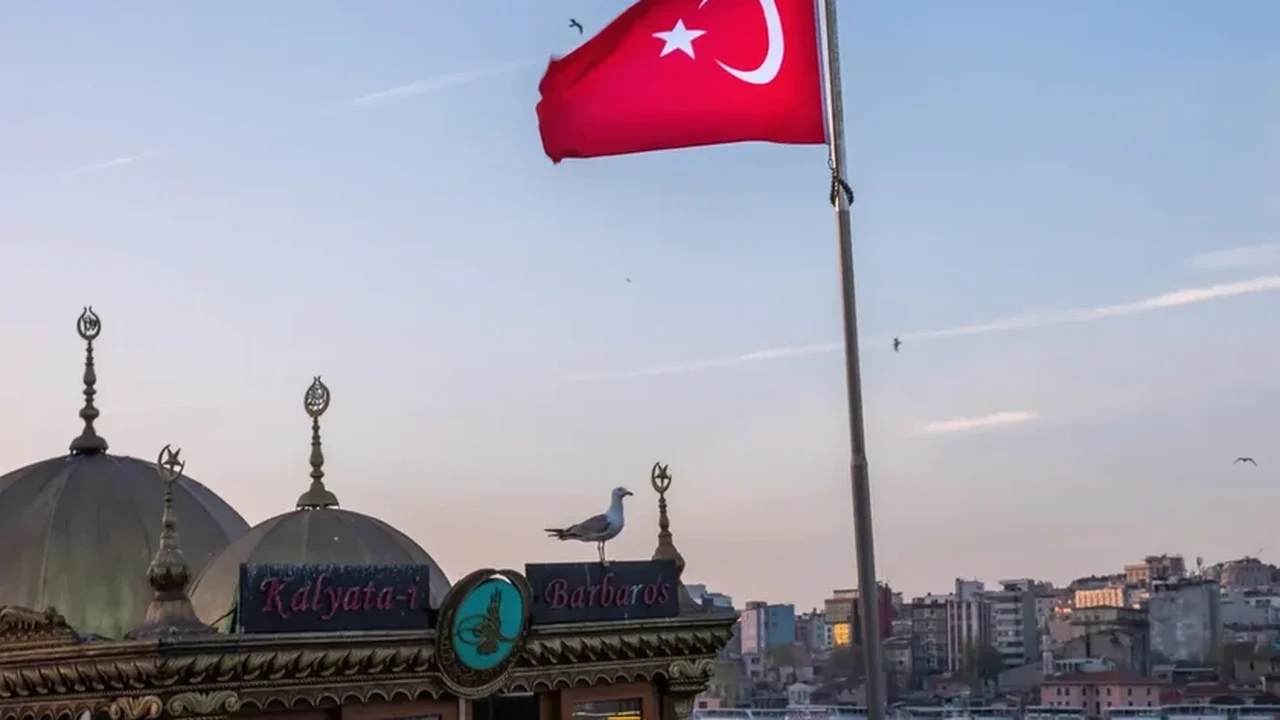 Turquia reforça segurança e exibe força e compromisso antes da cúpula da Otan