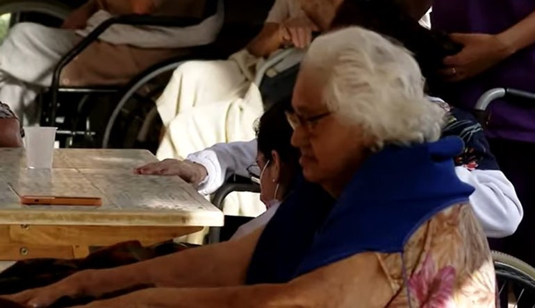Junho Violeta conscientiza para combate à violência contra idosos