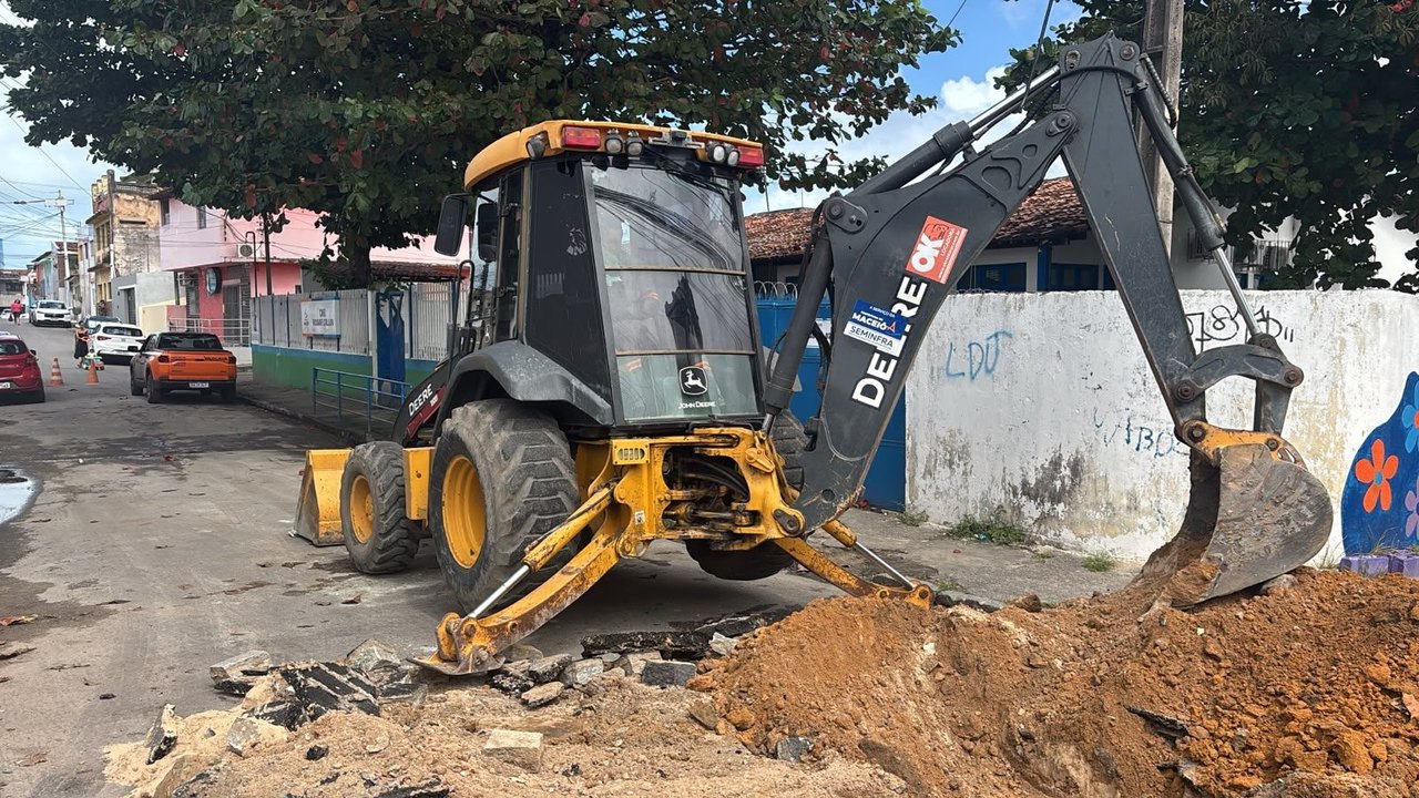 Prefeitura inicia serviços de implantação de nova galeria de águas pluviais no Jacintinho