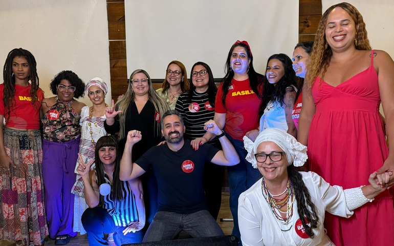 Basile destaca força feminina e diversidade em encontro de campanha: ''Essenciais''
