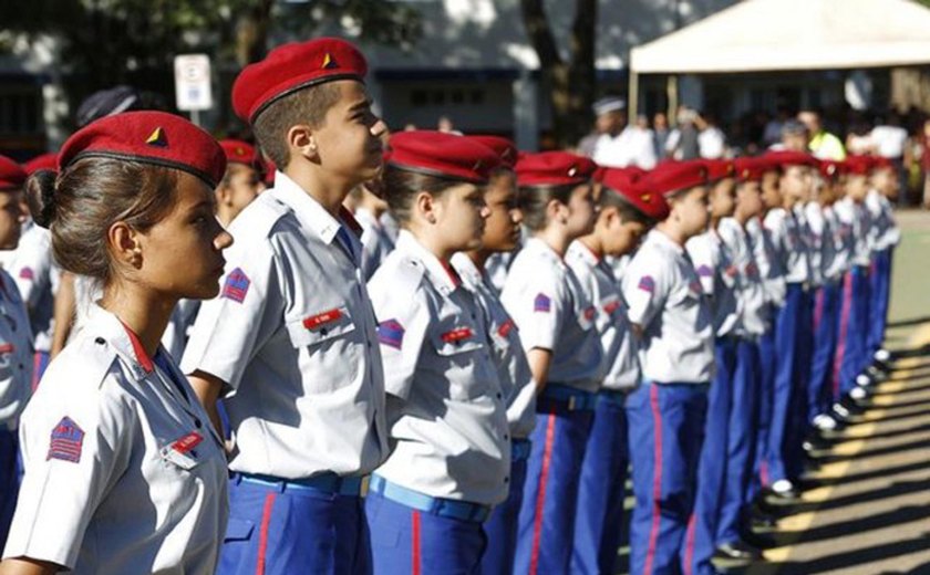 Briga por paternidade de escola militar gera polêmica em Palmeira