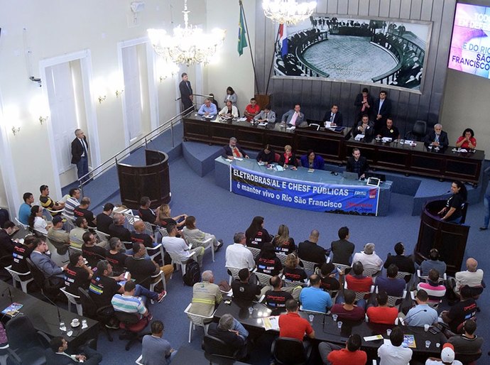 Frente Parlamentar em Defesa da Chesf e do rio São Francisco é instalada durante audiência pública