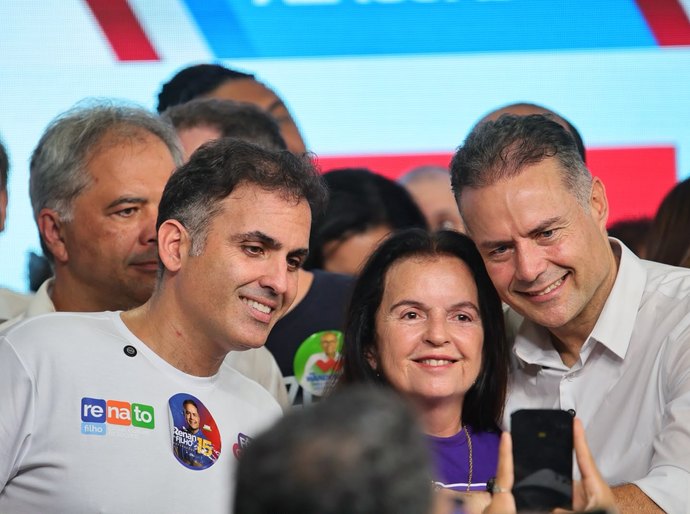 Em convenção do MDB, Renato Filho oficializa candidatura a deputado federal
