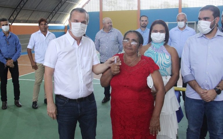 Deputado Sérgio Toledo prestigia solenidade de emancipação política de Paulo Jacinto