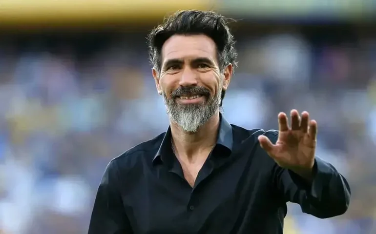 Atlético-MG oficializa Eduardo Domínguez como novo técnico até 2027