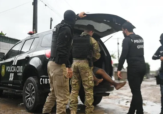 Operações conjuntas cumprem mandados em cidade de AL e em Santa Catarina