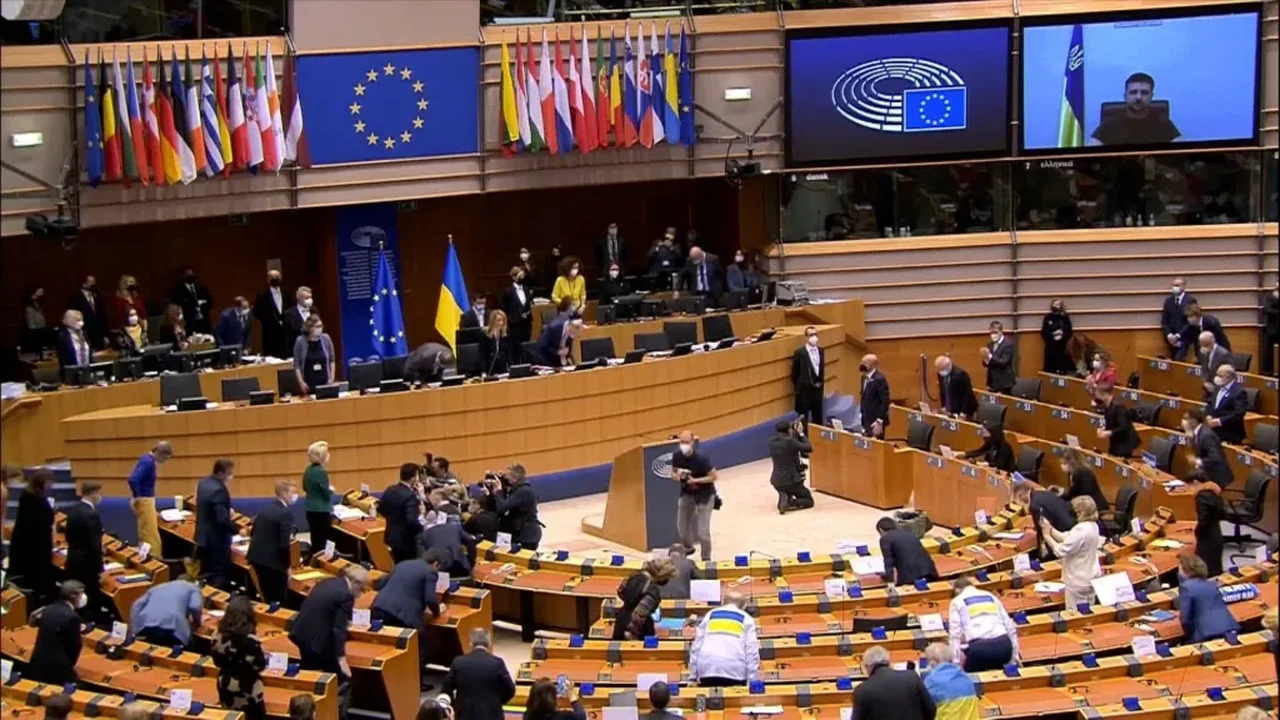 União Europeia elege Parlamento sob a sombra da extrema direita