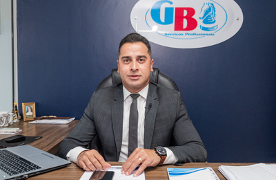 Terceirização ou funcionário próprio? O que sua empresa precisa considerar