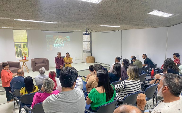 Primeira edição do Sedics Debate discute políticas econômicas para Alagoas