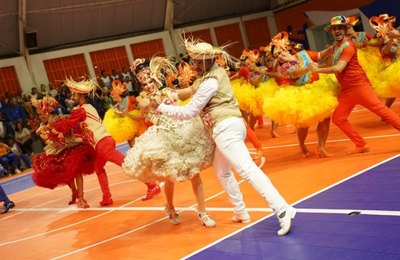Festival Junino da Educação é encerrado com apresentações culturais e valorização das tradições nordestinas
