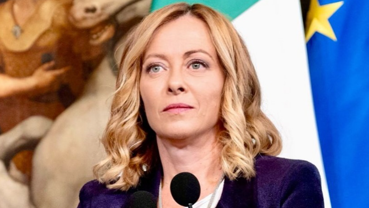 Itália: em meio à críticas de outros europeus, Meloni defende Musk: 'Não é perigo à democracia'