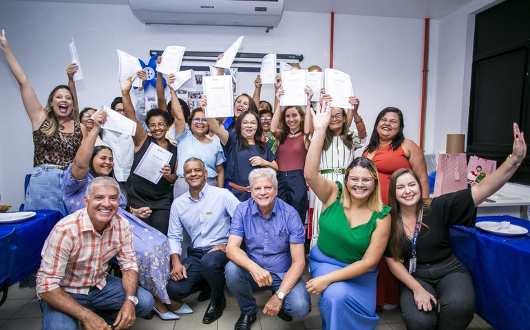 Alunas do Acessuas encerram curso de Costureiro sob Medida