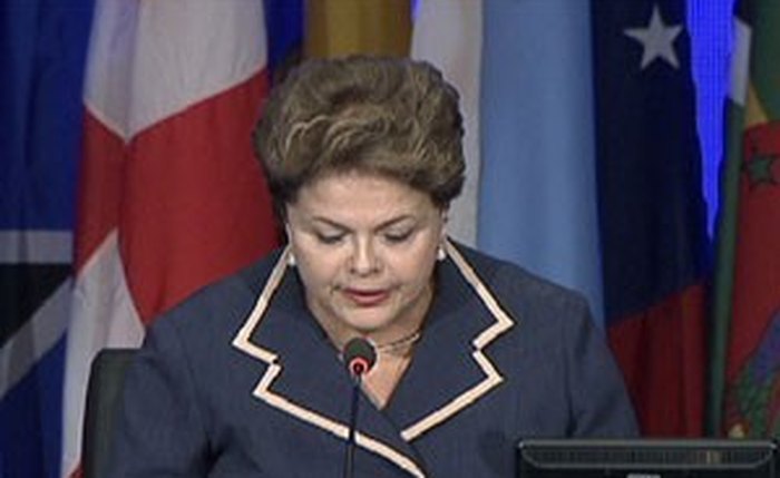 Dilma viaja nesta quinta a Argentina para cúpula do Mercosul